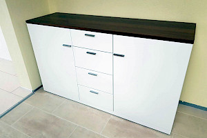 Sideboard